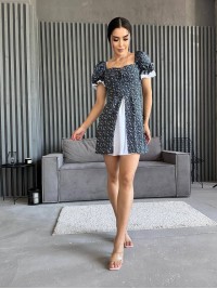 Коротка сукня з розрізом чорно-бiлого кольору 32099