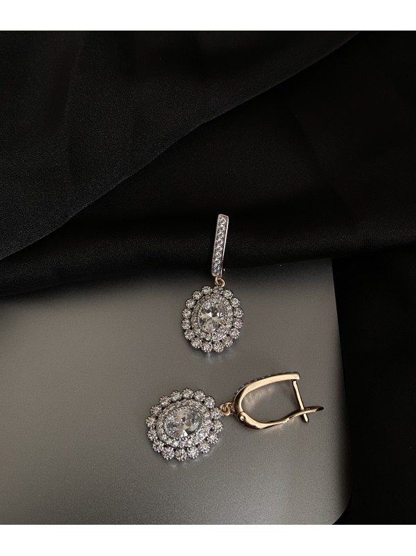 Сережки вкриті камінцями англійський замок золотого кольору 32122