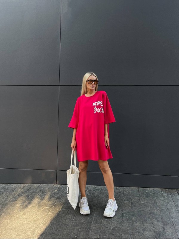 Легка сукня-футболка з малюнком червоного кольору 32125