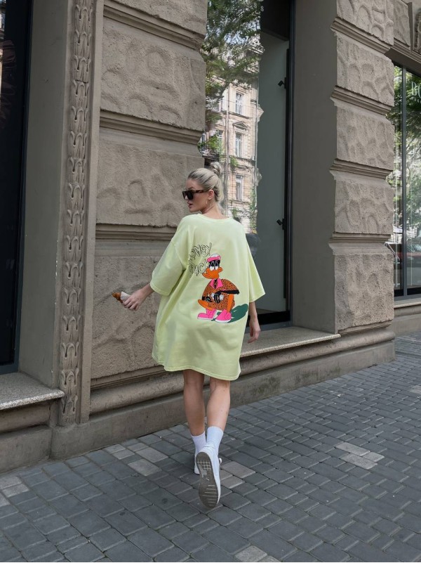 Легка сукня-футболка з малюнком жовтого кольору 32128