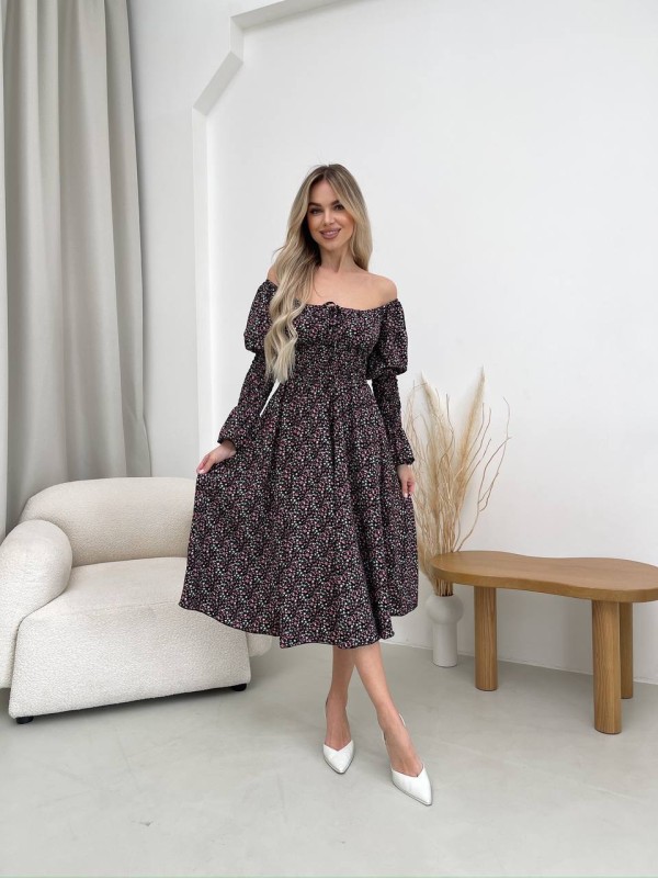 Легка сукня міді у дрiбну квітку чорного кольору 32144