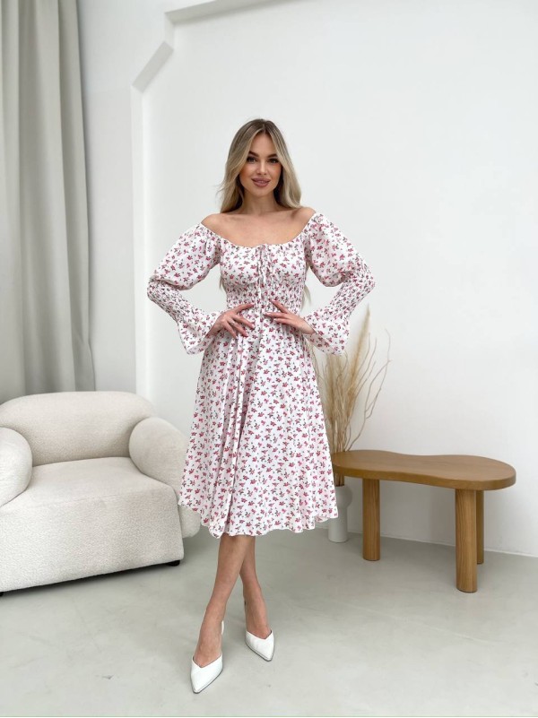 Легка сукня міді у дрiбну квітку молочного кольору 32146