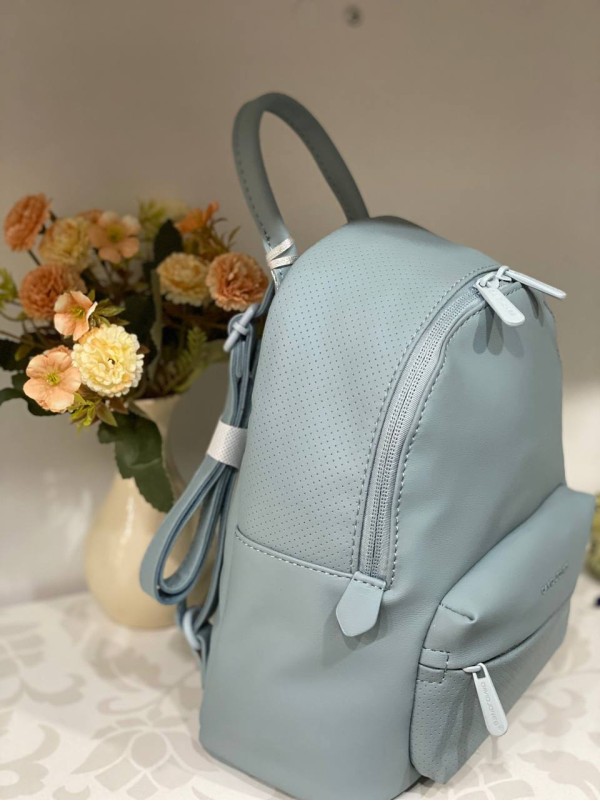 Жіночий базовий рюкзак із еко-шкіри блакитного кольору 32157