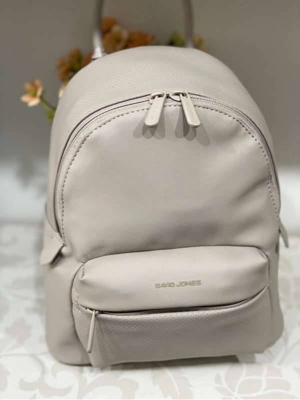 Жіночий базовий рюкзак із еко-шкіри молочного кольору 32159