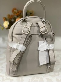 Жіночий базовий рюкзак із еко-шкіри молочного кольору 32159