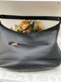 Базова жіноча сумка на плече iз еко-шкіри чорного кольору 32164