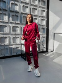 Спортивний велюровий костюм бордового кольору 32189