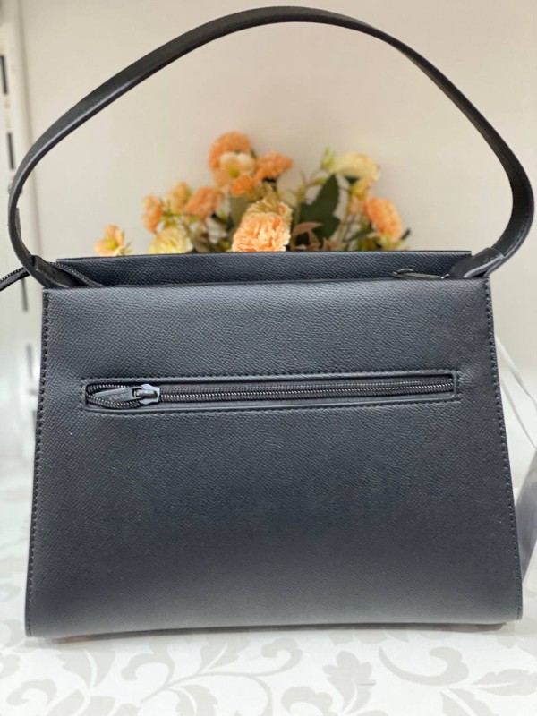 Жіноча класична сумка з еко-шкіри чорного кольору 32193