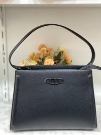 Жіноча класична сумка з еко-шкіри чорного кольору 32193