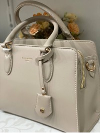 Жіноча базова сумка для роботи з еко-шкіри бежевого кольору 32195