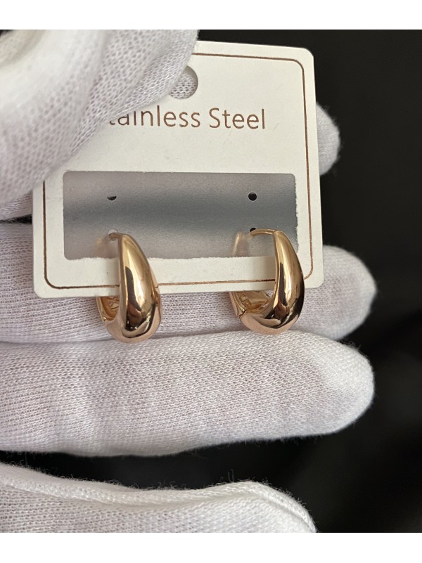 Сережки маленькі краплі англійський замок золотого кольору 32209