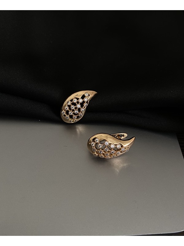 Сережки "Кристальні сльози" англійський замок золотого кольору 32210