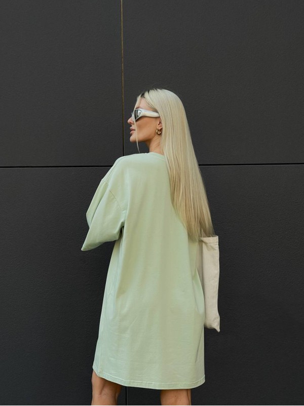 Бавовняна сукня-футболка з малюнком фiсташкового кольору 32214