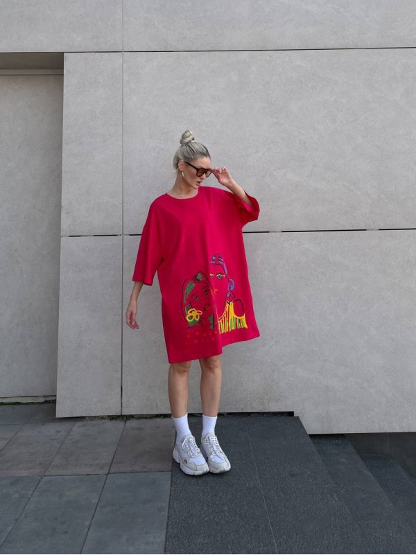 Бавовняна сукня-футболка з малюнком червоного кольору 32215