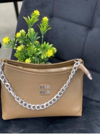 Жіноча сумка через плече із еко-шкіри коричневого кольору 32241