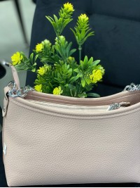 Жіноча сумка через плече із еко-шкіри молочного кольору 32242