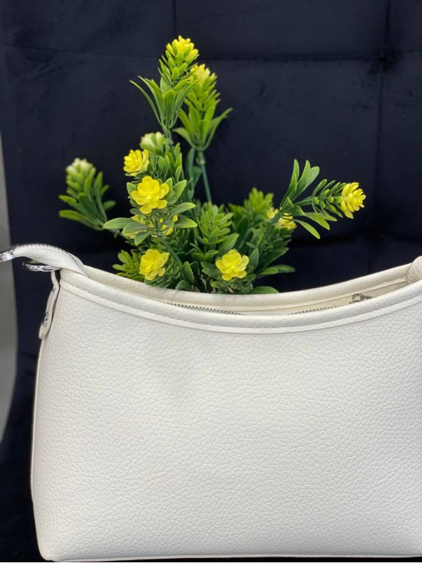 Жіноча сумка через плече із еко-шкіри бiлого кольору 32244