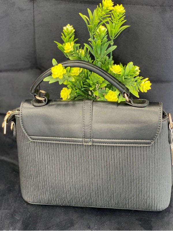 Жіноча комбiнована сумка з еко-шкіри чорного кольору 32255