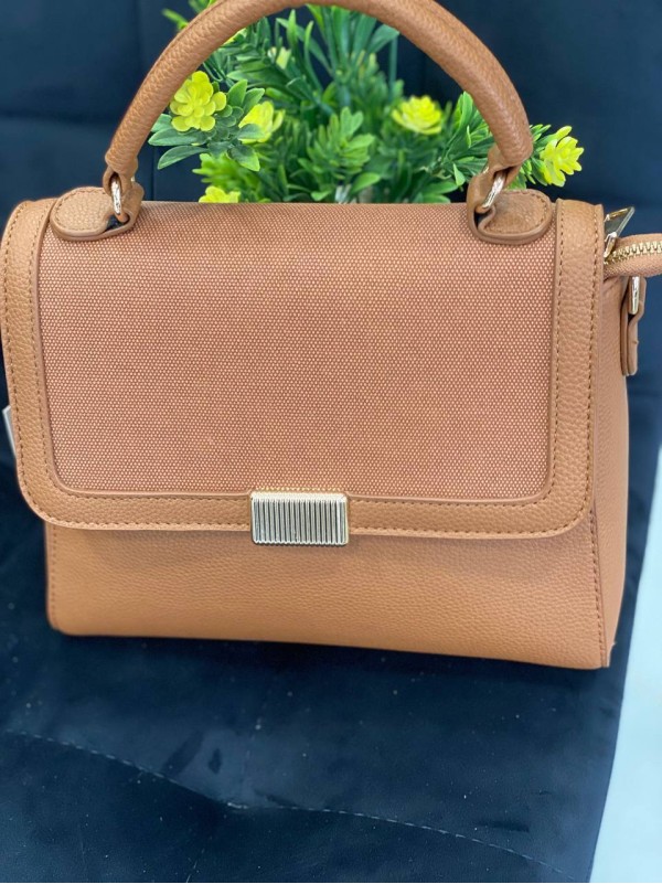 Жіноча класична сумка з еко-шкіри коричневого кольору 32257