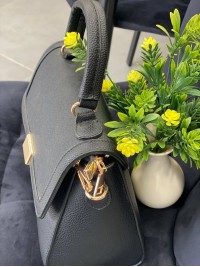 Жіноча класична сумка з еко-шкіри чорного кольору 32258