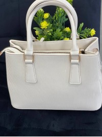 Жіноча базова сумка для роботи з еко-шкіри бiлого кольору 32268