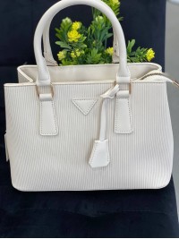 Жіноча базова сумка для роботи з еко-шкіри бiлого кольору 32268