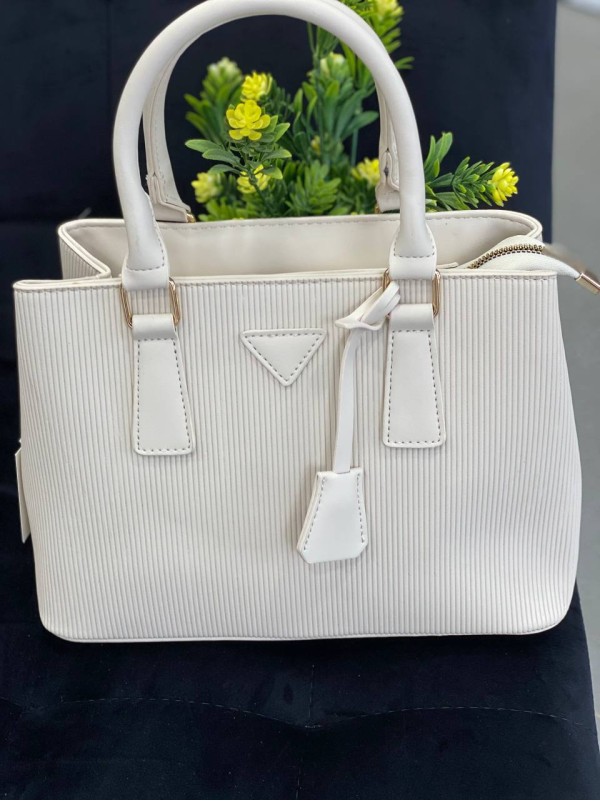 Жіноча базова сумка для роботи з еко-шкіри бiлого кольору 32268