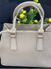 Жіноча базова сумка для роботи з еко-шкіри бежевого кольору 32269