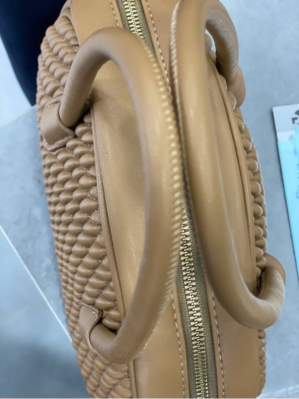 Жіноча сумка крос-боді з еко-шкіри кавового кольору 32273