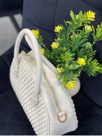 Жіноча сумка крос-боді з еко-шкіри бiлого кольору 32274