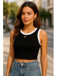 Базовий жіночий кроп-топ у рубчик чорного кольору 32306