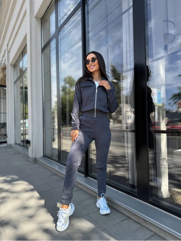 Прогулянковий костюм з мікро-вельвету на блискавцi графiтового кольору 32337