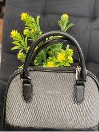 Жіноча маленька комбінована сумка з еко-шкіри чорного кольору 32375