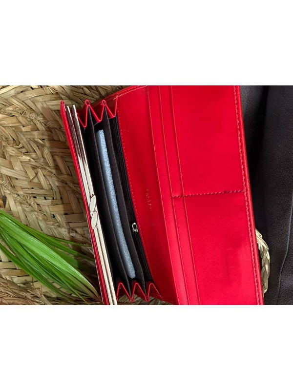 Жіночий гаманець з гладкою еко-шкіри червоного кольору 32383