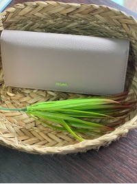 Жіночий гаманець з пористої еко-шкіри бежевого кольору 32384