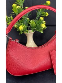 Жіноча сумка-багет з пористої еко-шкіри червоного кольору 32386