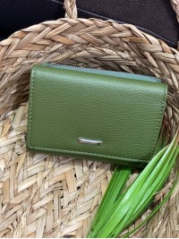 Жіночий компактний гаманець із пористої еко-шкіри зеленого кольору 32389