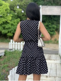 Легка сукня міні в горох чорного кольору 32400