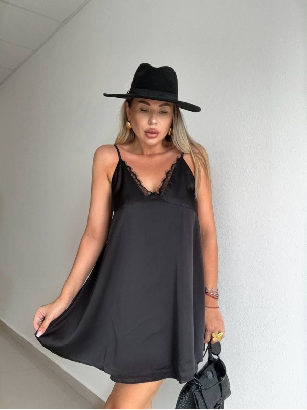 Шовкова сукня-комбінація міні чорного кольору 32447