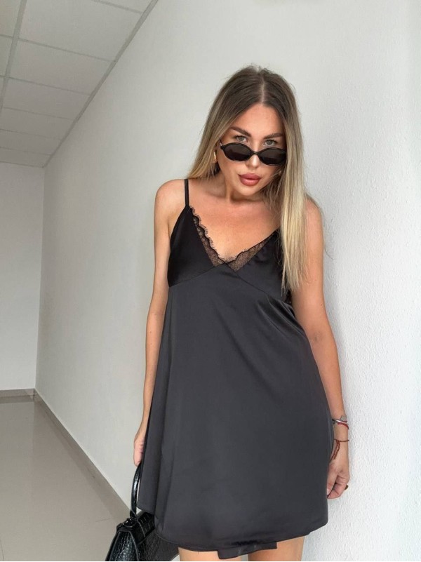 Шовкова сукня-комбінація міні чорного кольору 32447
