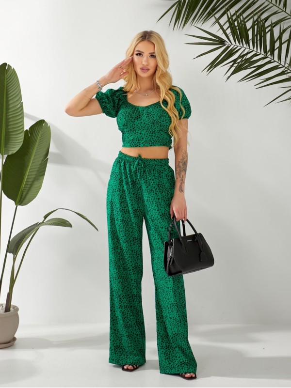 Жіночий прогулянковий костюм (топ+штани) зеленого кольору 32455