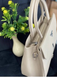 Жіноча компактна сумка з еко-шкіри молочного кольору 32490