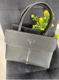 Жіноча компактна сумка з еко-шкіри чорного кольору 32491