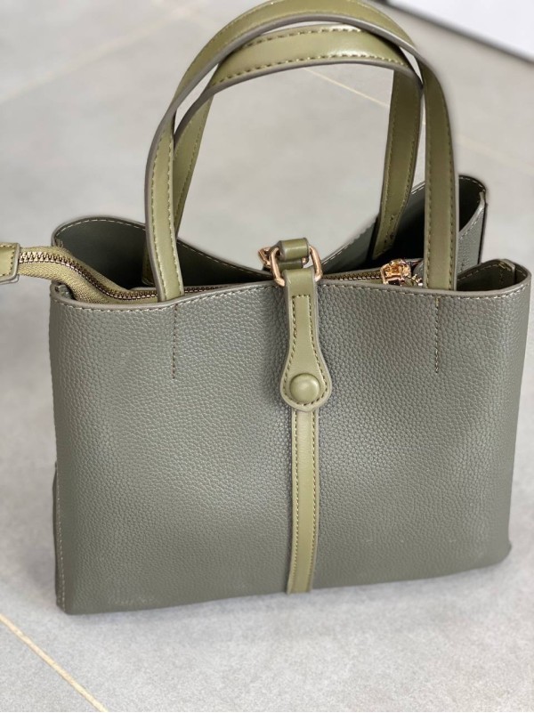 Жіноча брутальна сумка шопер із еко-шкіри сiрого кольору 32496