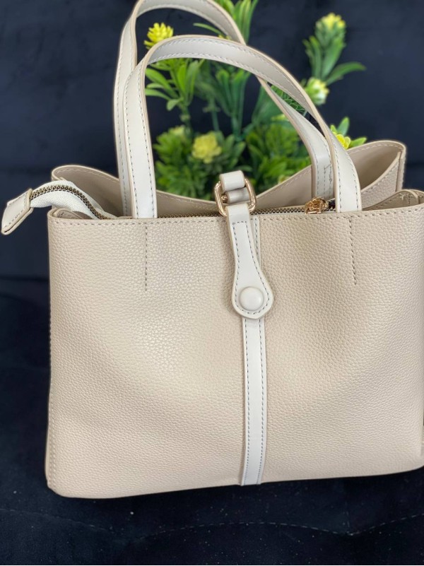 Жіноча брутальна сумка шопер із еко-шкіри бежевого кольору 32498