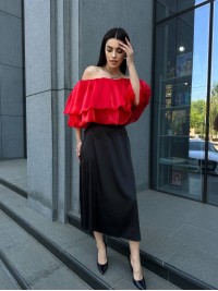 Повітряний жіночий топ із воланами червоного кольору 32504