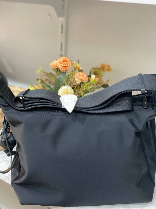 Жіноча повсякденна сумка через плече з еко-шкіри чорного кольору 32508