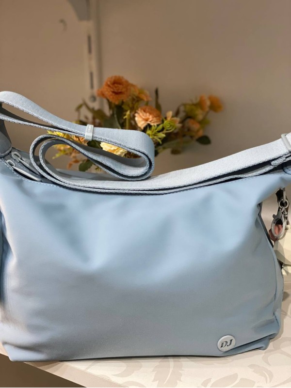 Жіноча повсякденна сумка через плече з еко-шкіри блакитного кольору 32510