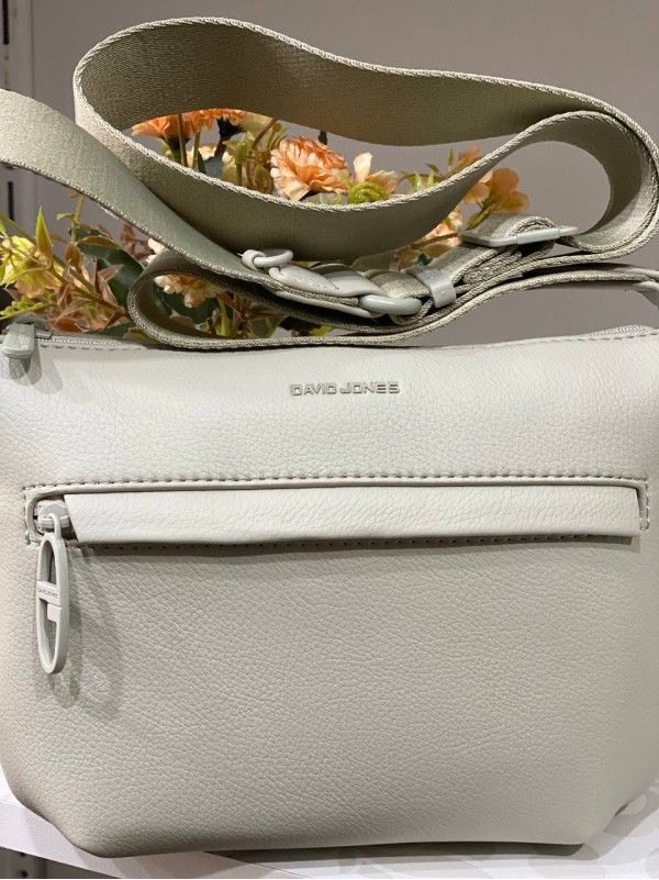 Жіноча базова сумка через плече з еко-шкіри оливкового кольору 32518