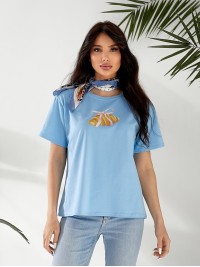 Базова жіноча футболка з малюнком блакитного кольору 32522